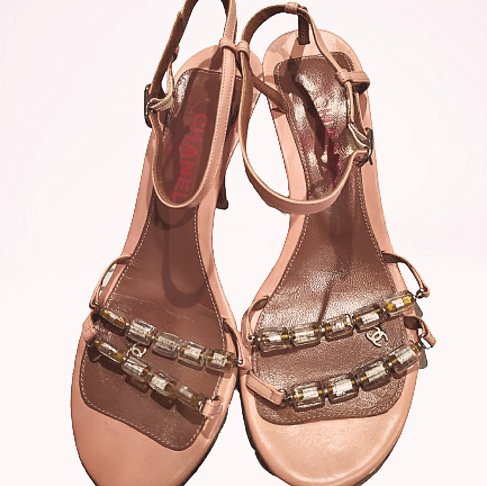 CHANEL Sandals